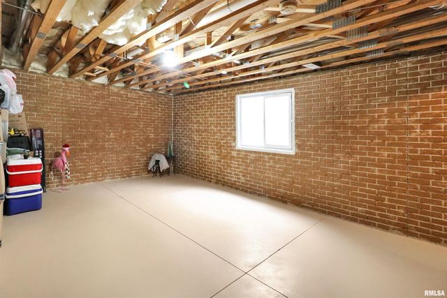11217 N Oakwood Dr Unit 32, Peoria, IL 61615