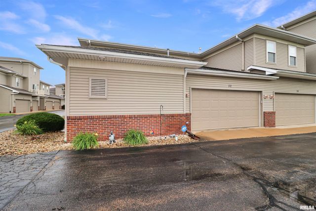 11217 N Oakwood Dr Unit 32, Peoria, IL 61615