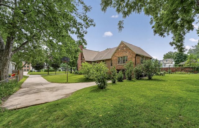 317 15th Avenue SW, Rochester, MN 55902