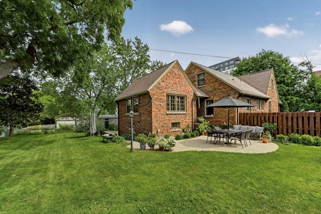 317 15th Avenue SW, Rochester, MN 55902