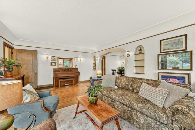 317 15th Avenue SW, Rochester, MN 55902