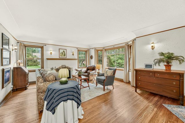 317 15th Avenue SW, Rochester, MN 55902
