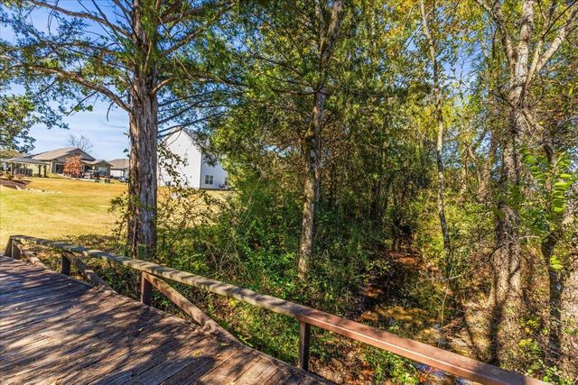 8535 Red Deer Lane, Ooltewah, TN 37363