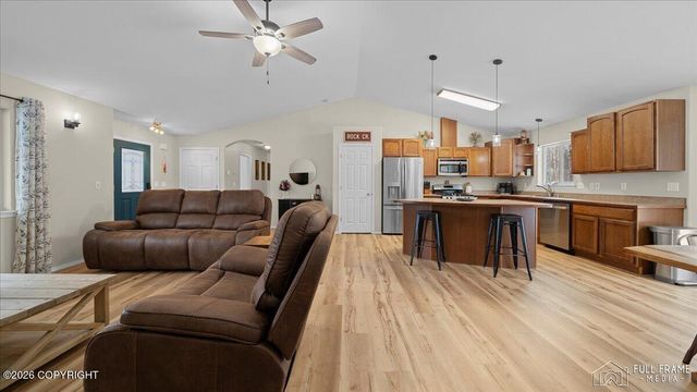 2930 N Ryahs Way, Wasilla, AK 99654