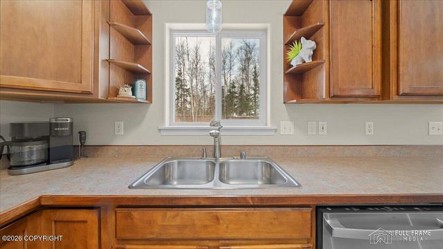 2930 N Ryahs Way, Wasilla, AK 99654