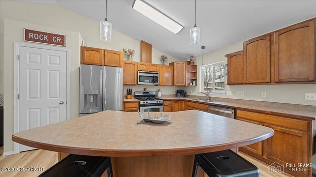 2930 N Ryahs Way, Wasilla, AK 99654