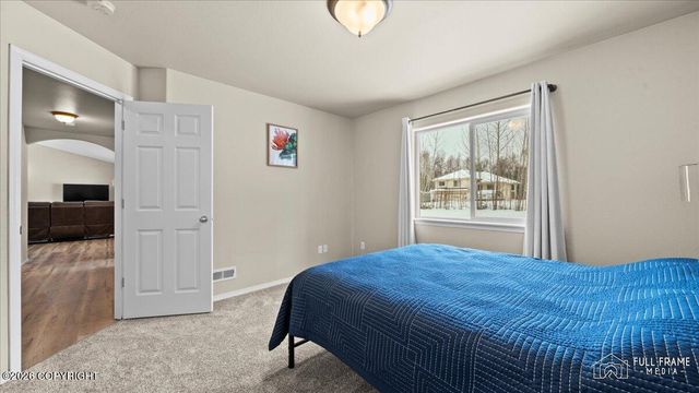 2930 N Ryahs Way, Wasilla, AK 99654