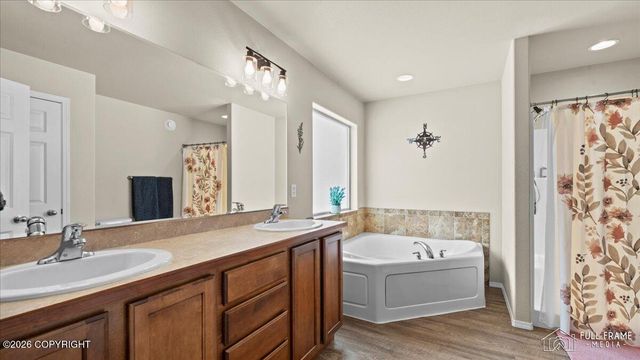 2930 N Ryahs Way, Wasilla, AK 99654