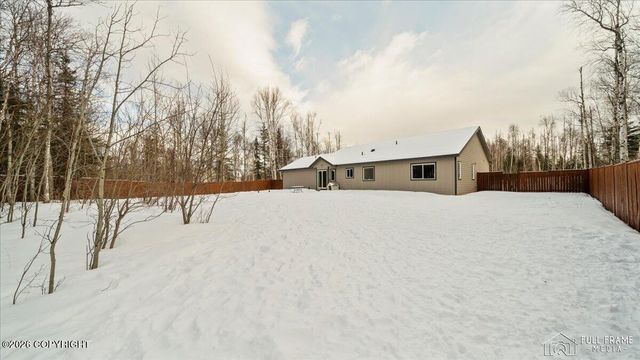 2930 N Ryahs Way, Wasilla, AK 99654