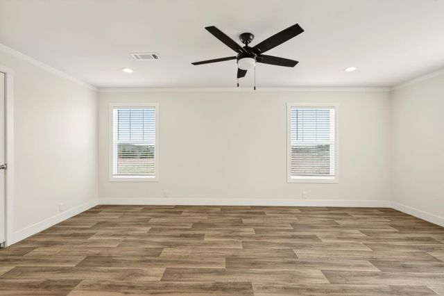 595 Old Phillipsburg Lane, Brenham, TX 77833