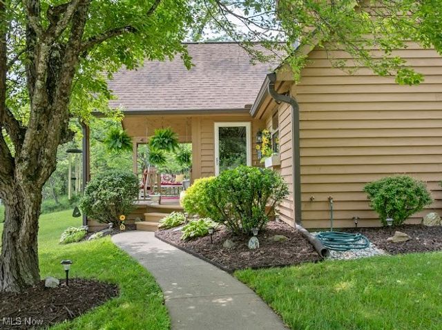 631 Short Brook, Vincent, OH 45784