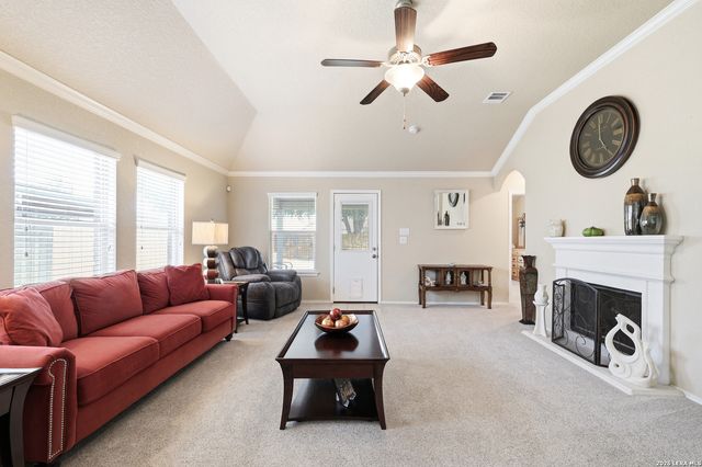 14411 High Plains Dr, San Antonio, TX 78254