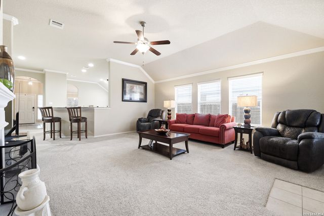 14411 High Plains Dr, San Antonio, TX 78254