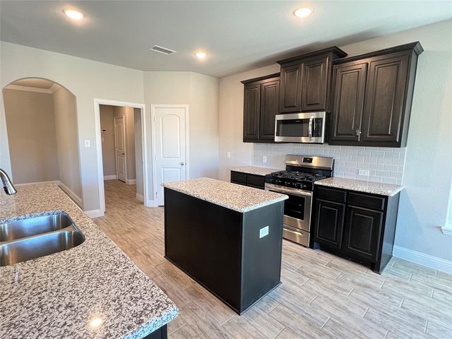 2813 Pronghorn Drive, Melissa, TX 75454