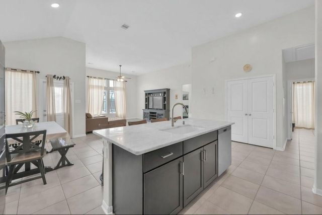 1308 Mainland Shores Lane, Montgomery, TX 77316