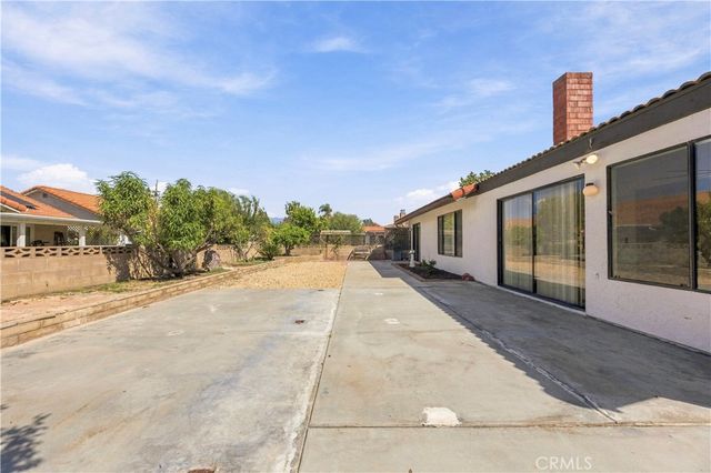 2234 Redwood Drive, Hemet, CA 92545