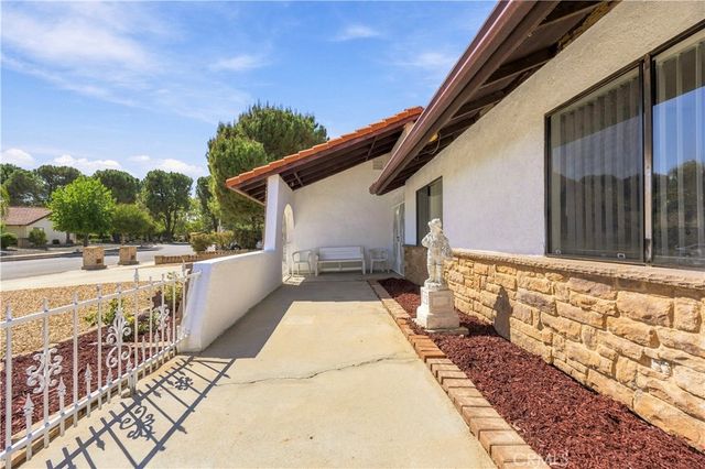 2234 Redwood Drive, Hemet, CA 92545