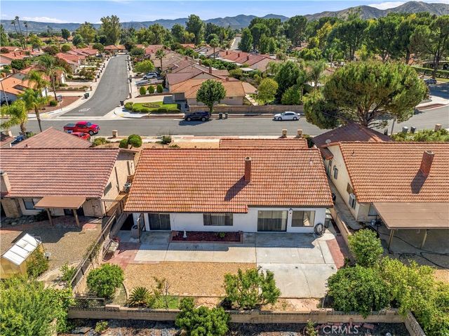 2234 Redwood Drive, Hemet, CA 92545