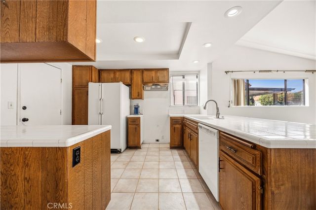 2234 Redwood Drive, Hemet, CA 92545
