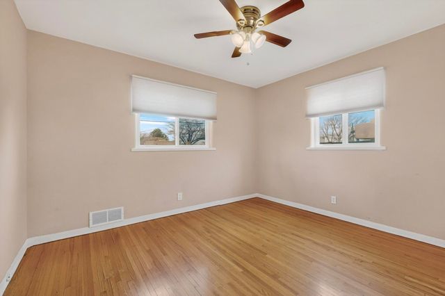 725 Monroe Street NE, Albuquerque, NM 87110