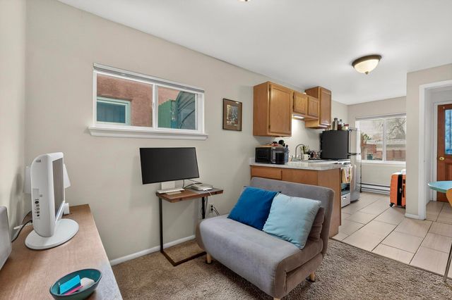 725 Monroe Street NE, Albuquerque, NM 87110