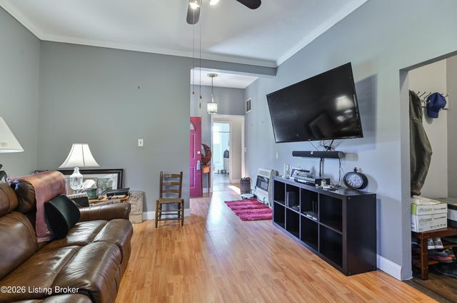 7806 Floydsburg Rd, Crestwood, KY 40014