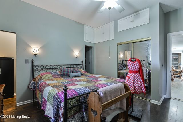 7806 Floydsburg Rd, Crestwood, KY 40014