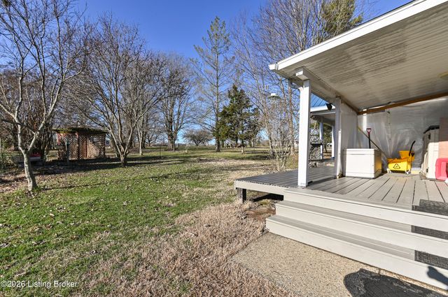 7806 Floydsburg Rd, Crestwood, KY 40014