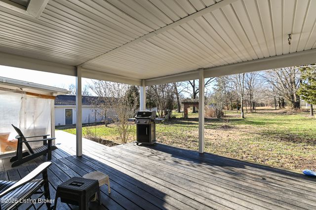 7806 Floydsburg Rd, Crestwood, KY 40014