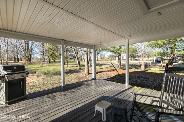 7806 Floydsburg Rd, Crestwood, KY 40014