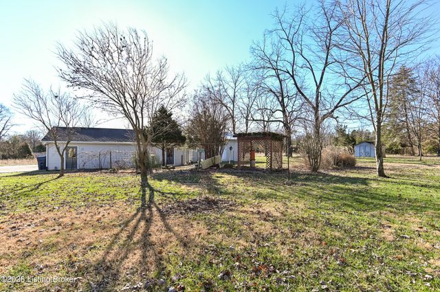 7806 Floydsburg Rd, Crestwood, KY 40014