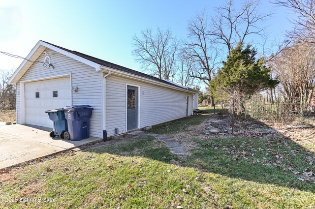 7806 Floydsburg Rd, Crestwood, KY 40014