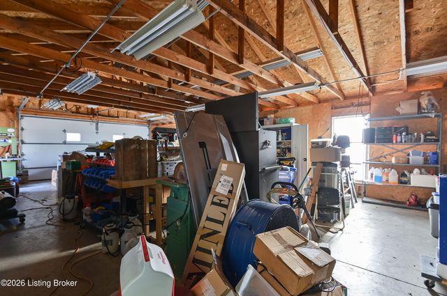 7806 Floydsburg Rd, Crestwood, KY 40014