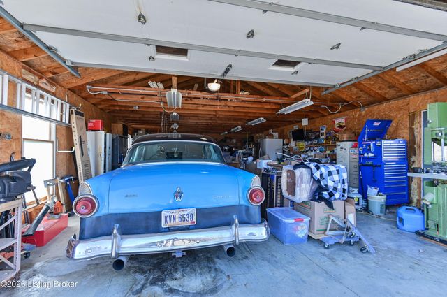 7806 Floydsburg Rd, Crestwood, KY 40014