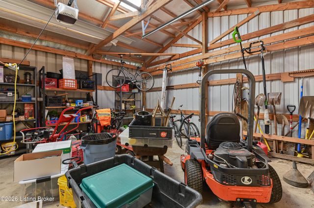 7806 Floydsburg Rd, Crestwood, KY 40014