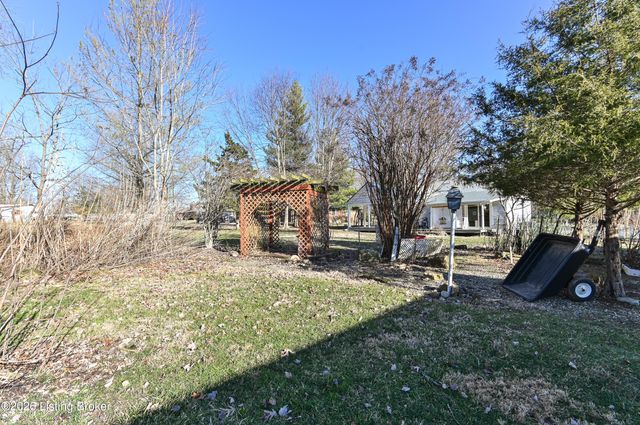 7806 Floydsburg Rd, Crestwood, KY 40014