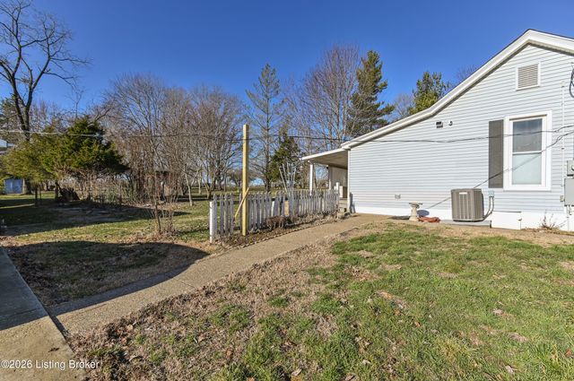 7806 Floydsburg Rd, Crestwood, KY 40014