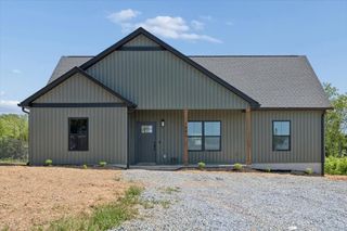 1442 Hickory Cove LN, Moneta, VA 24121