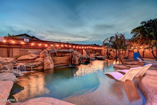 4101 E NISBET Road, Phoenix, AZ 85032