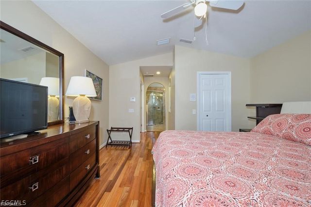 5507 SW 14th PL, Cape Coral, FL 33914