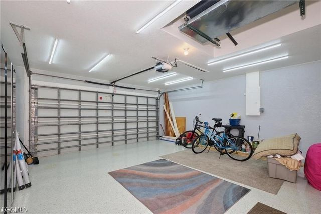 5507 SW 14th PL, Cape Coral, FL 33914