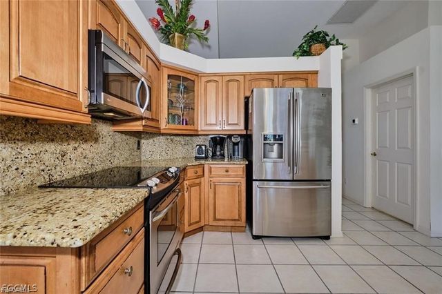 5507 SW 14th PL, Cape Coral, FL 33914