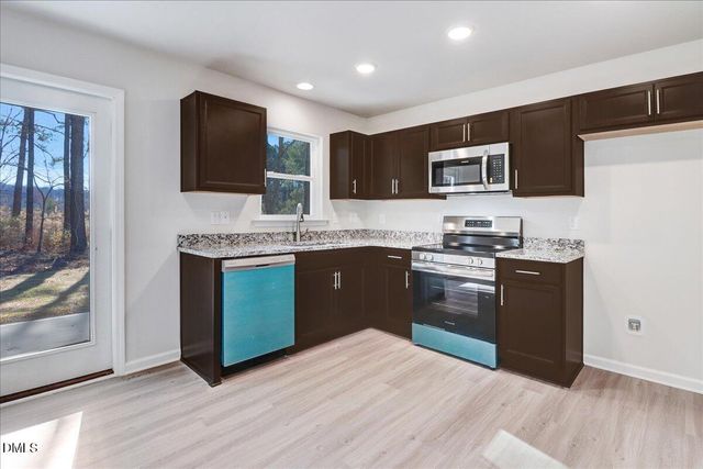 11379 Red Bud Road, Castalia, NC 27816