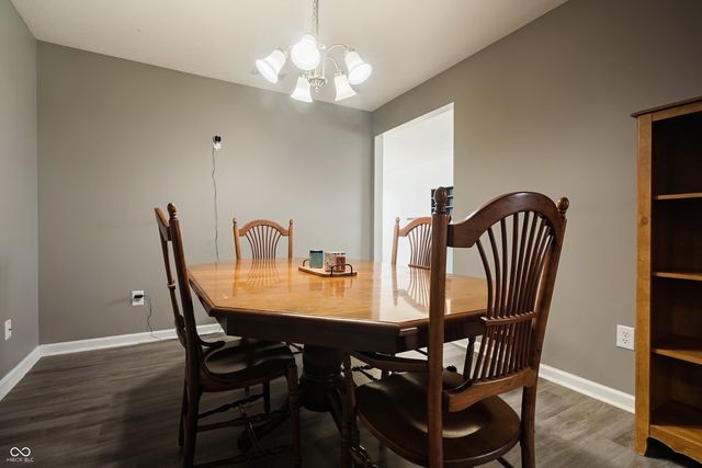 5371 Dollar Run Drive, Indianapolis, IN 46221