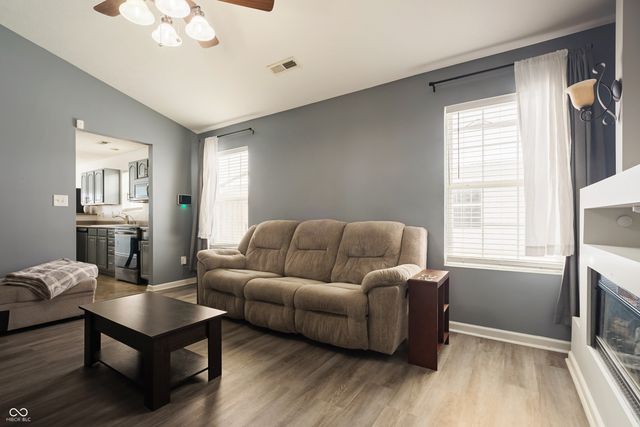 5371 Dollar Run Drive, Indianapolis, IN 46221