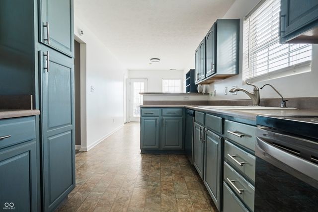 5371 Dollar Run Drive, Indianapolis, IN 46221