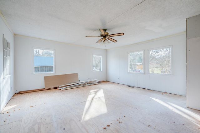 35 Fortune Street, Lafayette, GA 30728