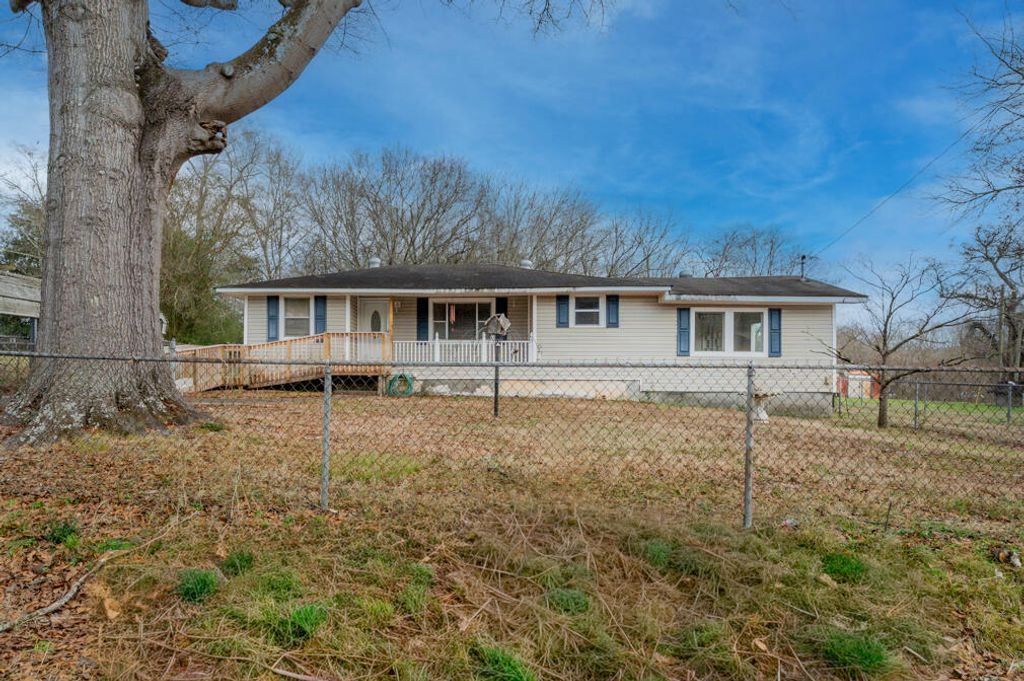 35 Fortune Street, Lafayette, GA 30728