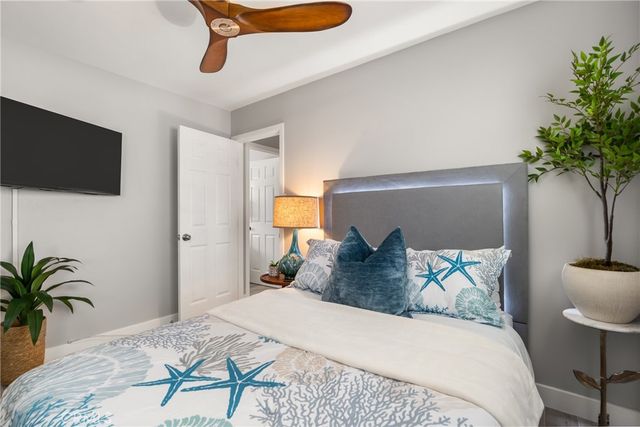 313 Alvarado, Newport Beach, CA 92661