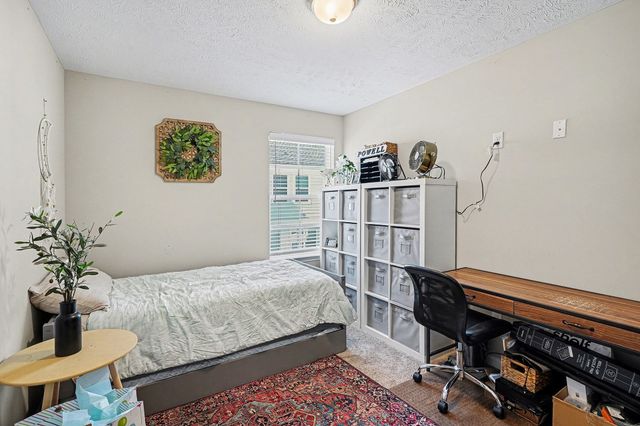 4320 Doral Dr, Murfreesboro, TN 37127